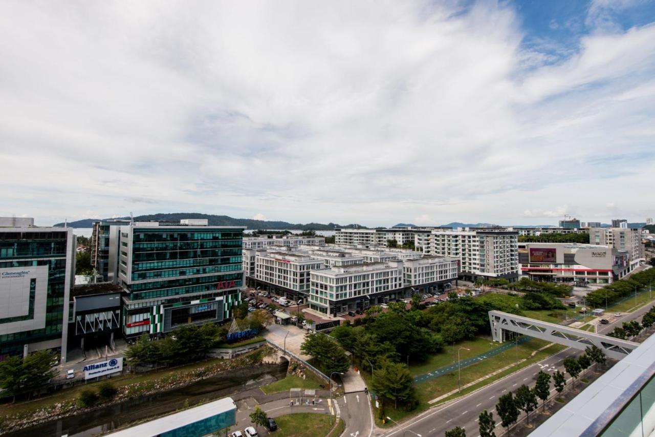 Sutera Avenue Toons Suites By Pinstay Kota Kinabalu Exterior photo